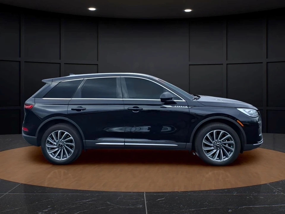 2023 Lincoln Corsair - Image 8 of 21