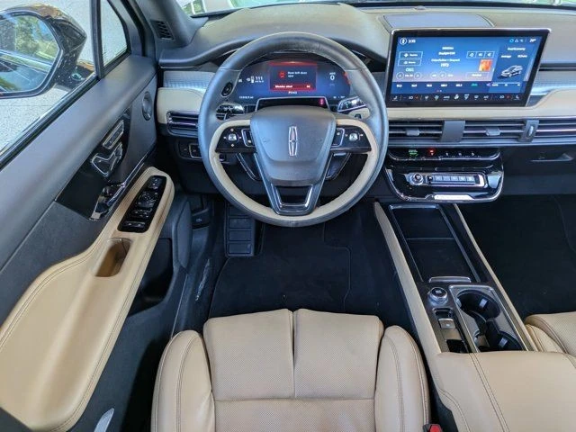 2023 Lincoln Corsair - Image 12 of 21