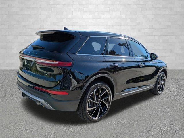 2023 Lincoln Corsair - Image 2 of 21