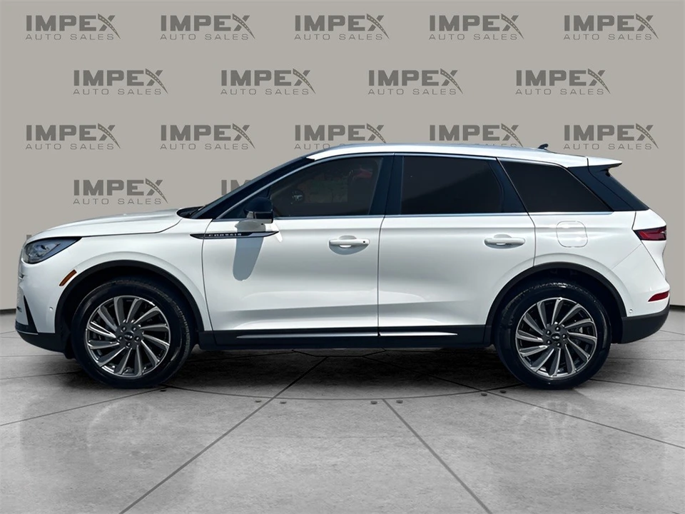 2023 Lincoln Corsair - Image 2 of 12