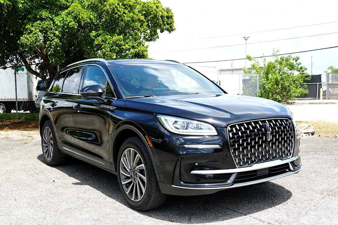 2023 Lincoln Corsair - Image 3 of 31
