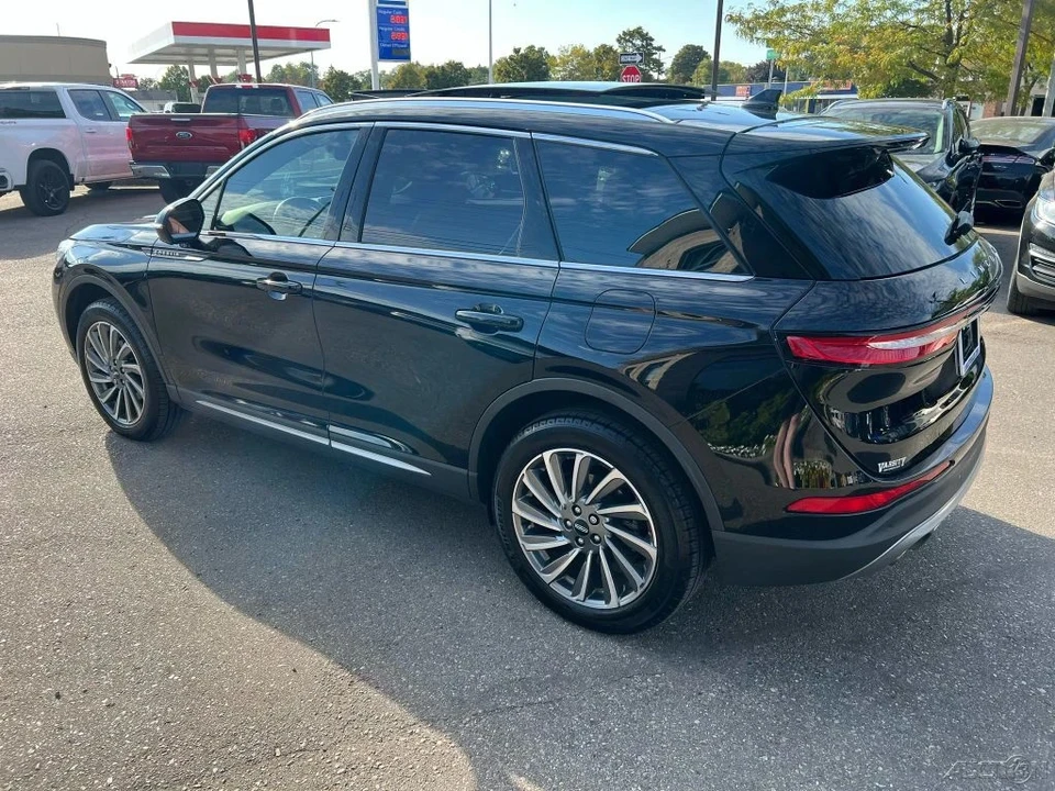 2023 Lincoln Corsair - Image 3 of 21