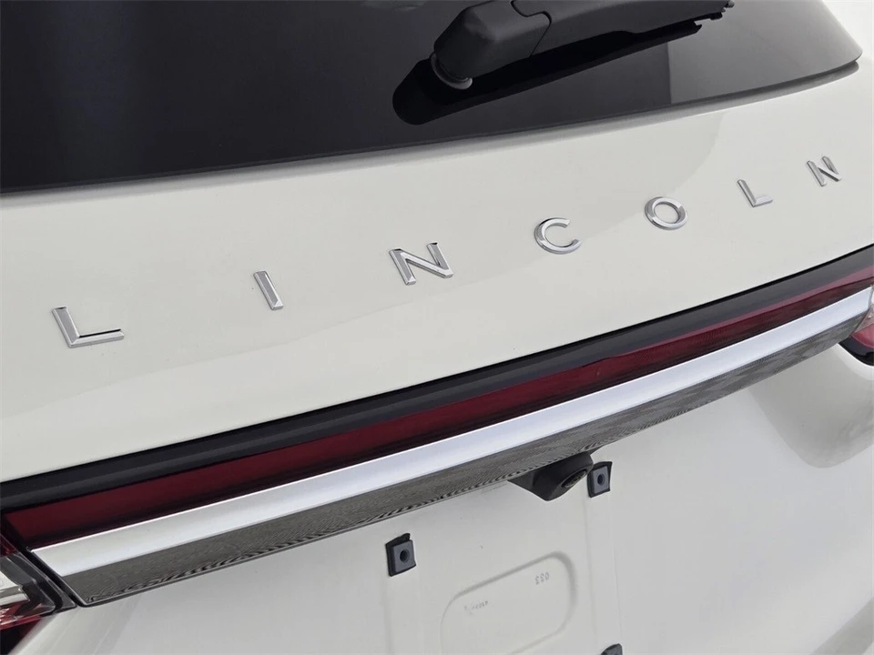 2023 Lincoln Corsair - Image 10 of 21