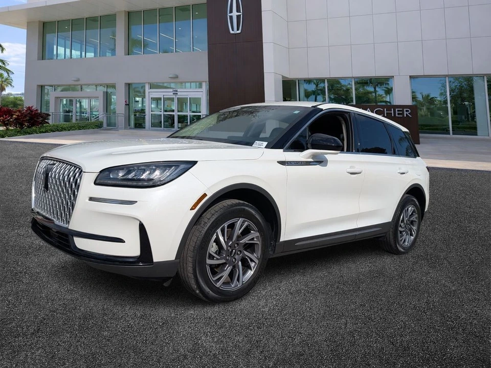 2023 Lincoln Corsair - Image 3 of 21