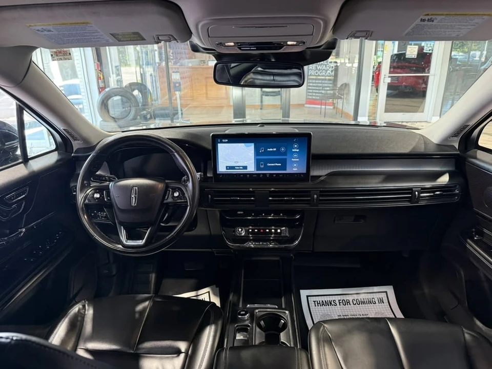 2023 Lincoln Corsair - Image 23 of 31