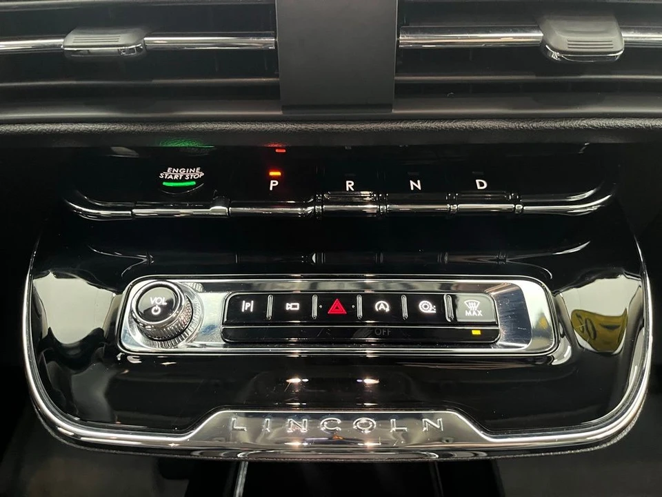 2023 Lincoln Corsair - Image 4 of 12