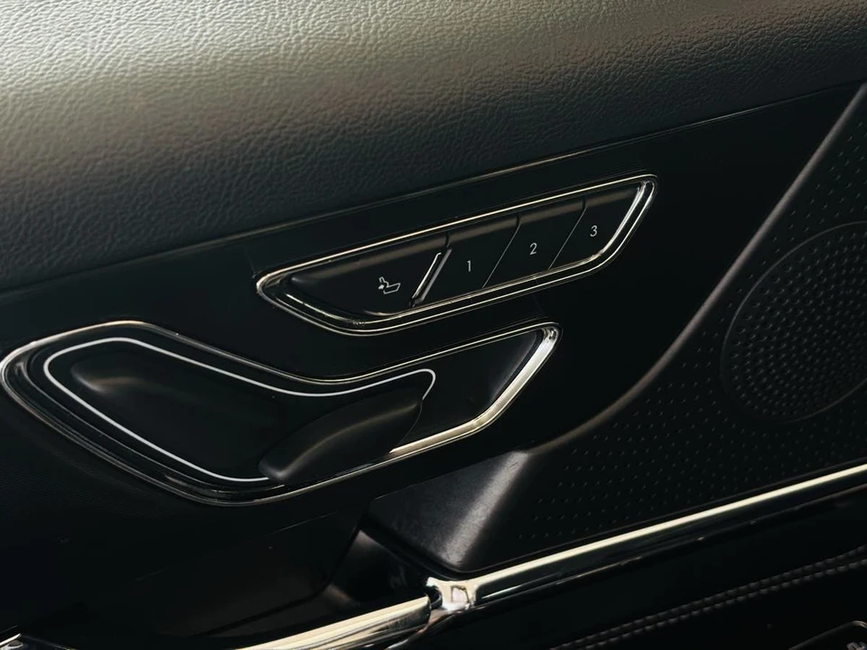 2023 Lincoln Corsair - Image 31 of 31