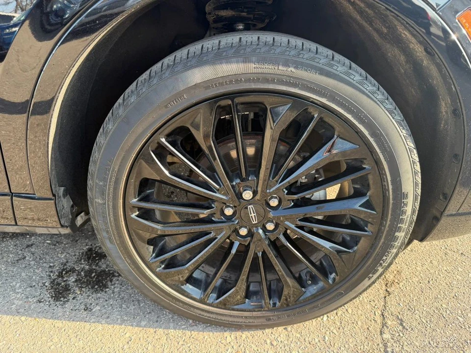 2023 Lincoln Corsair - Image 10 of 11