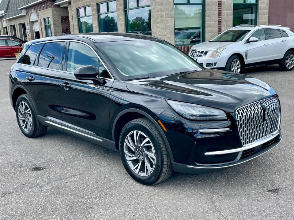 2023 Lincoln Corsair - Image 3 of 24