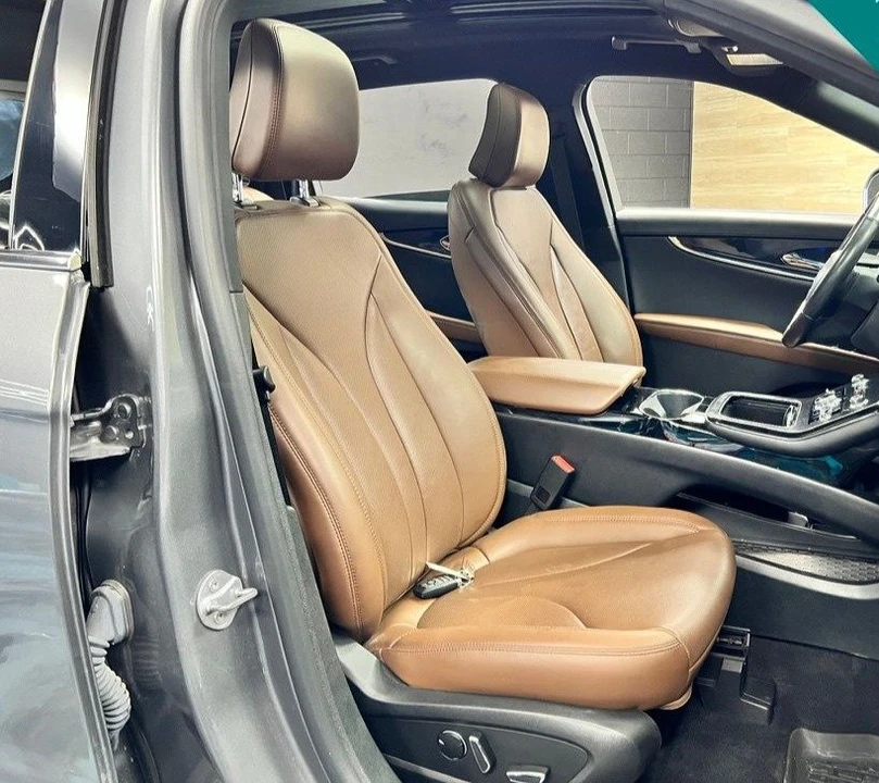 2023 Lincoln Nautilus - Image 4 of 18