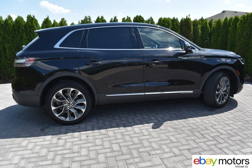 2023 Lincoln Nautilus - Image 4 of 24