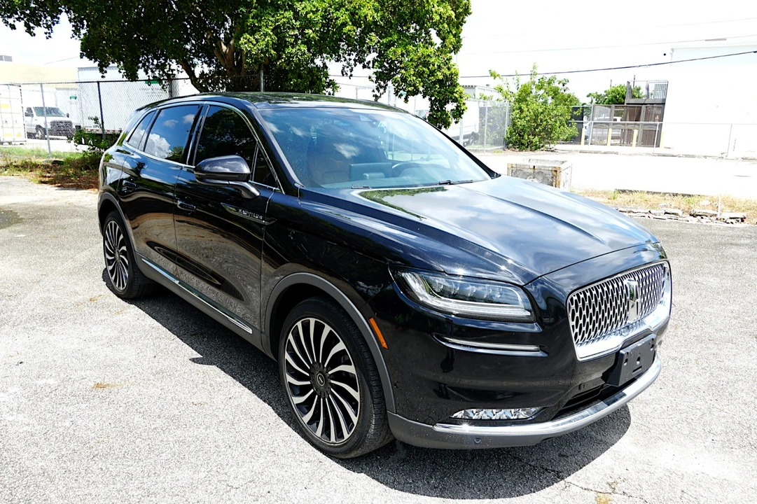 2023 Lincoln Nautilus - Image 15 of 31