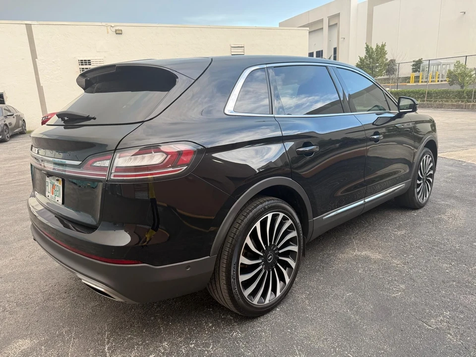 2023 Lincoln Nautilus - Image 10 of 24