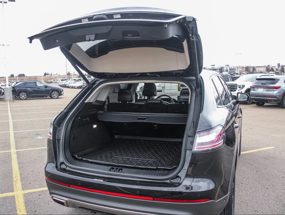 2023 Lincoln Nautilus - Image 6 of 20