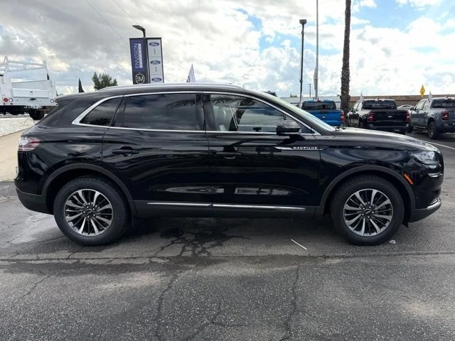 2023 Lincoln Nautilus - Image 9 of 12