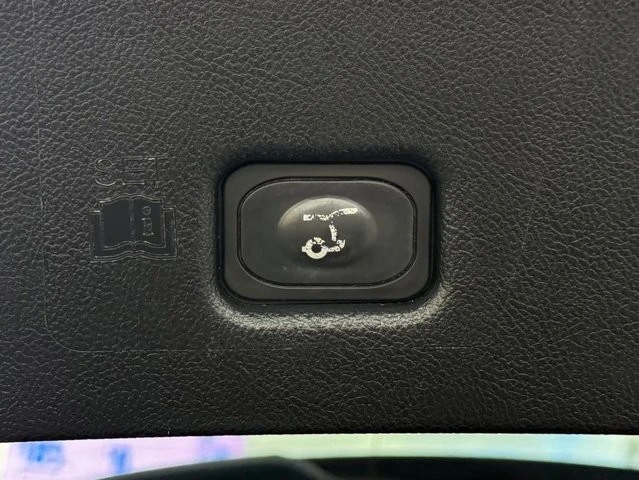 2023 Lincoln Nautilus - Image 11 of 12