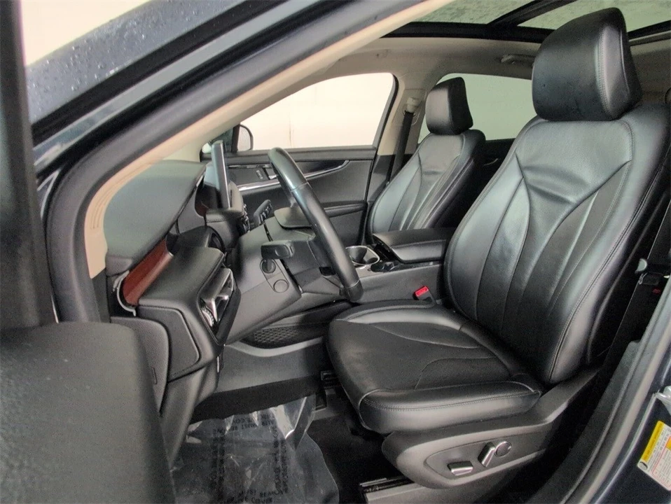 2023 Lincoln Nautilus - Image 6 of 12