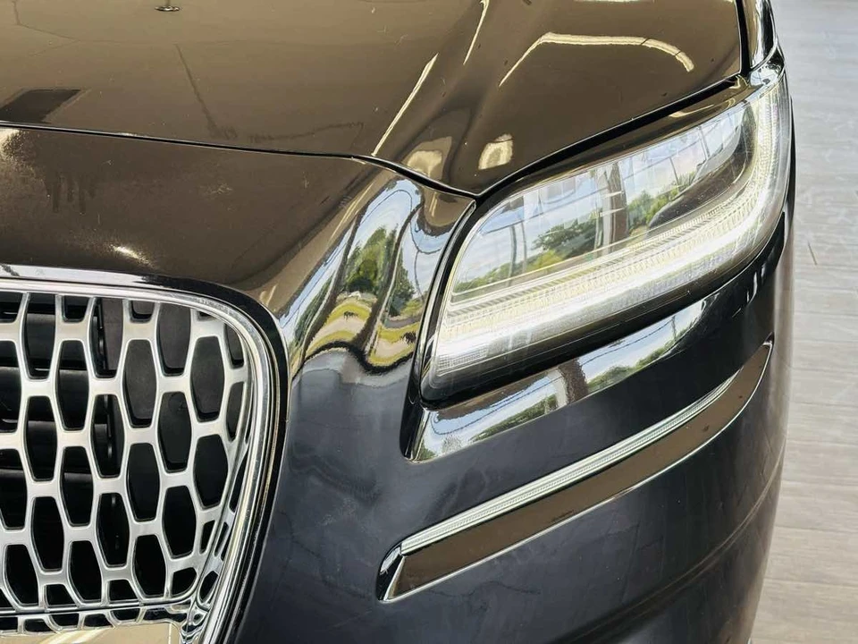 2023 Lincoln Nautilus - Image 21 of 31