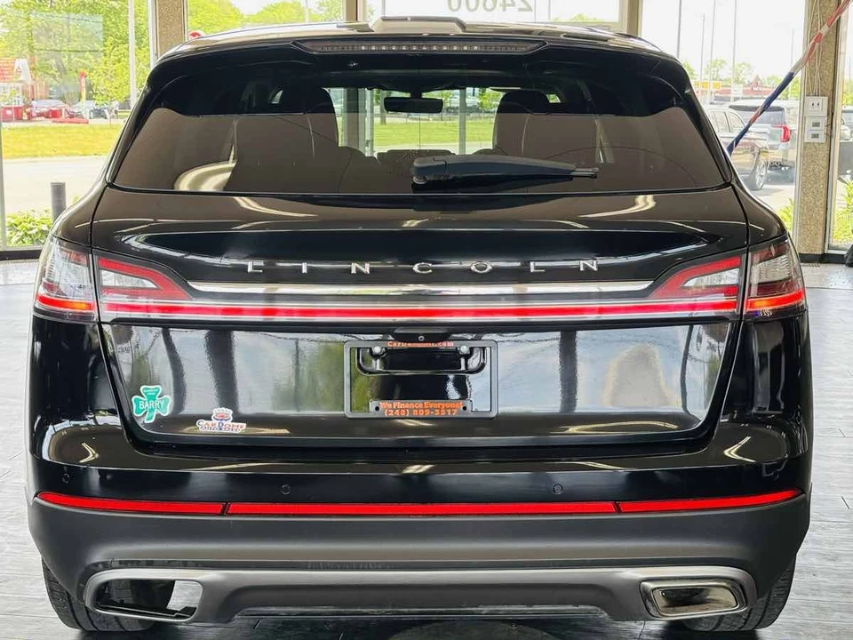 2023 Lincoln Nautilus - Image 11 of 31