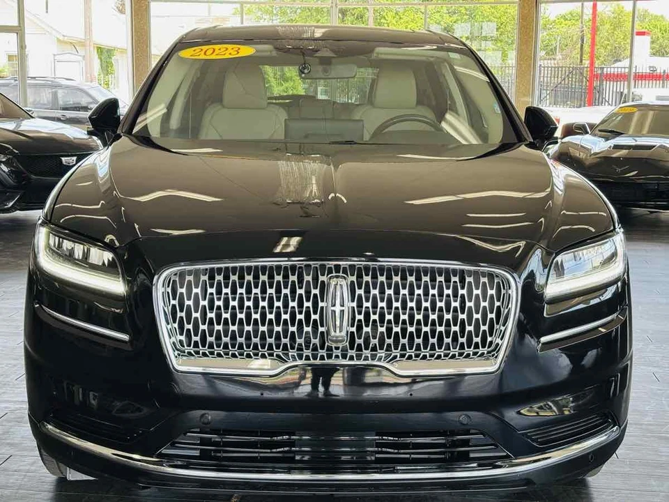 2023 Lincoln Nautilus - Image 20 of 31