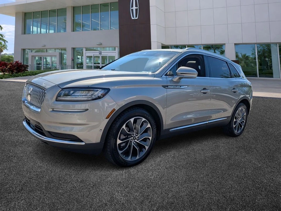 2023 Lincoln Nautilus - Image 3 of 21