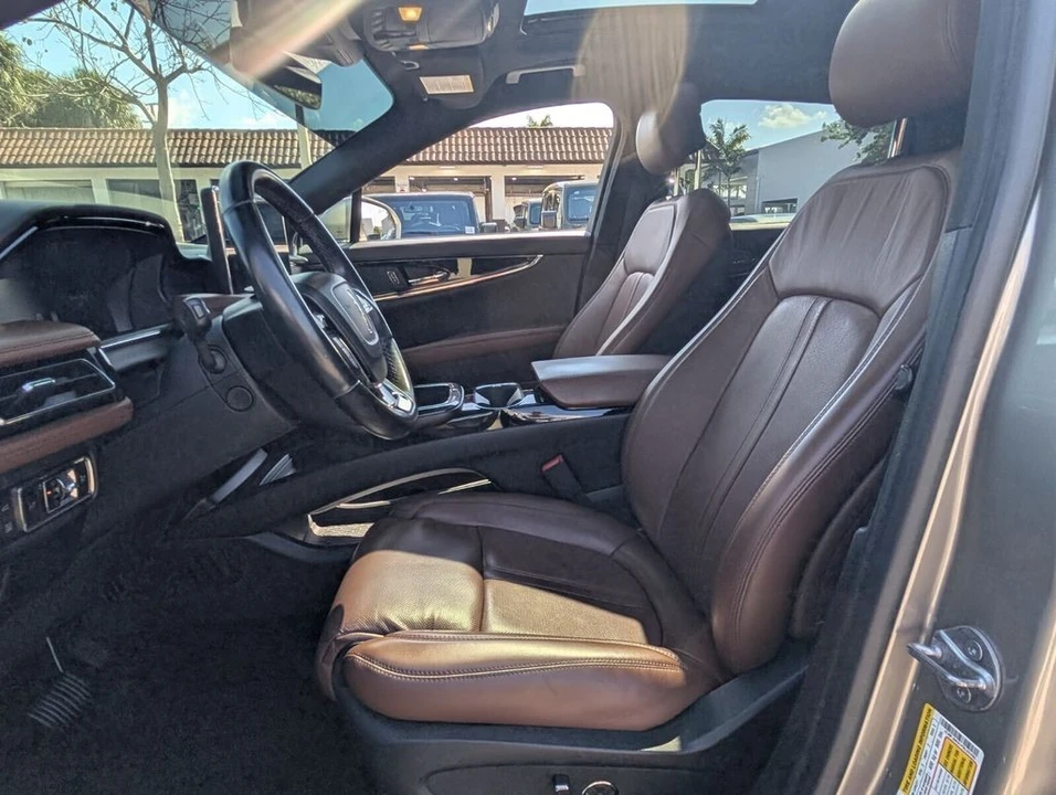 2023 Lincoln Nautilus - Image 11 of 21