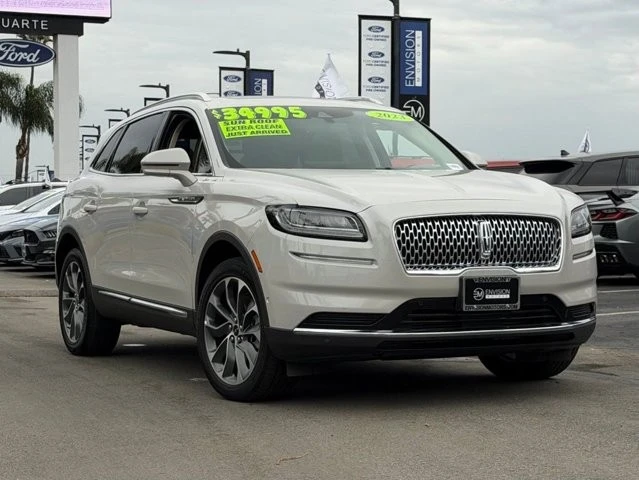 2023 Lincoln Nautilus - Image 2 of 12