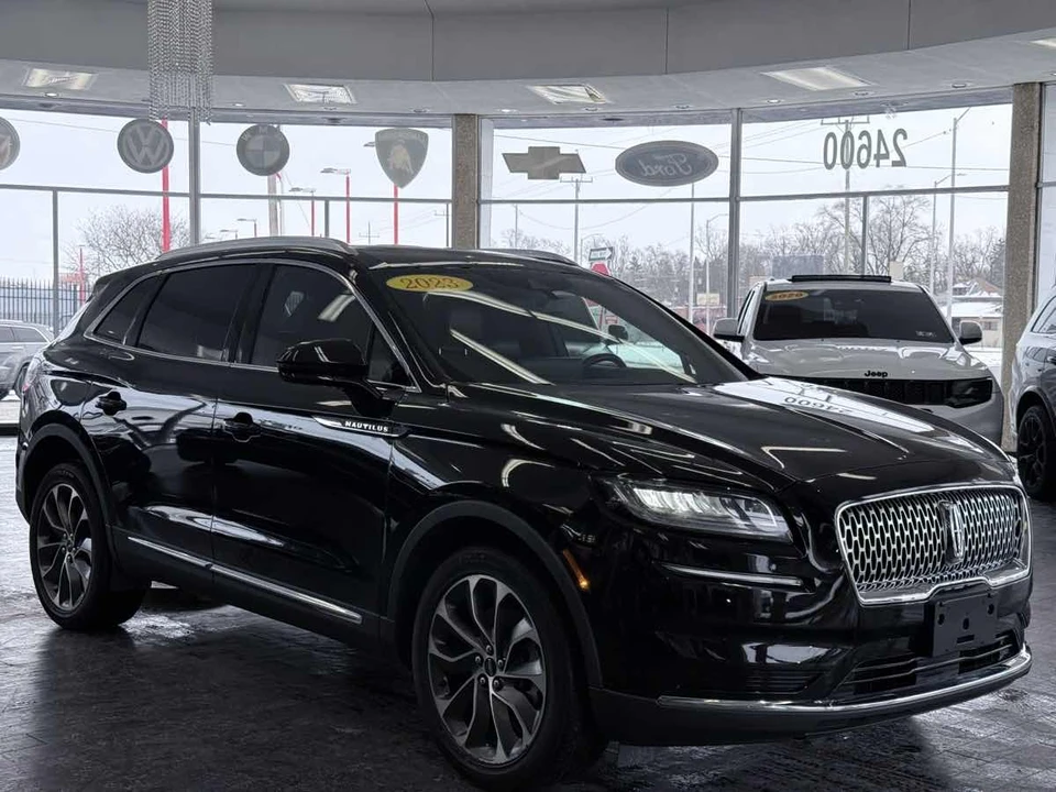 2023 Lincoln Nautilus - Image 30 of 31
