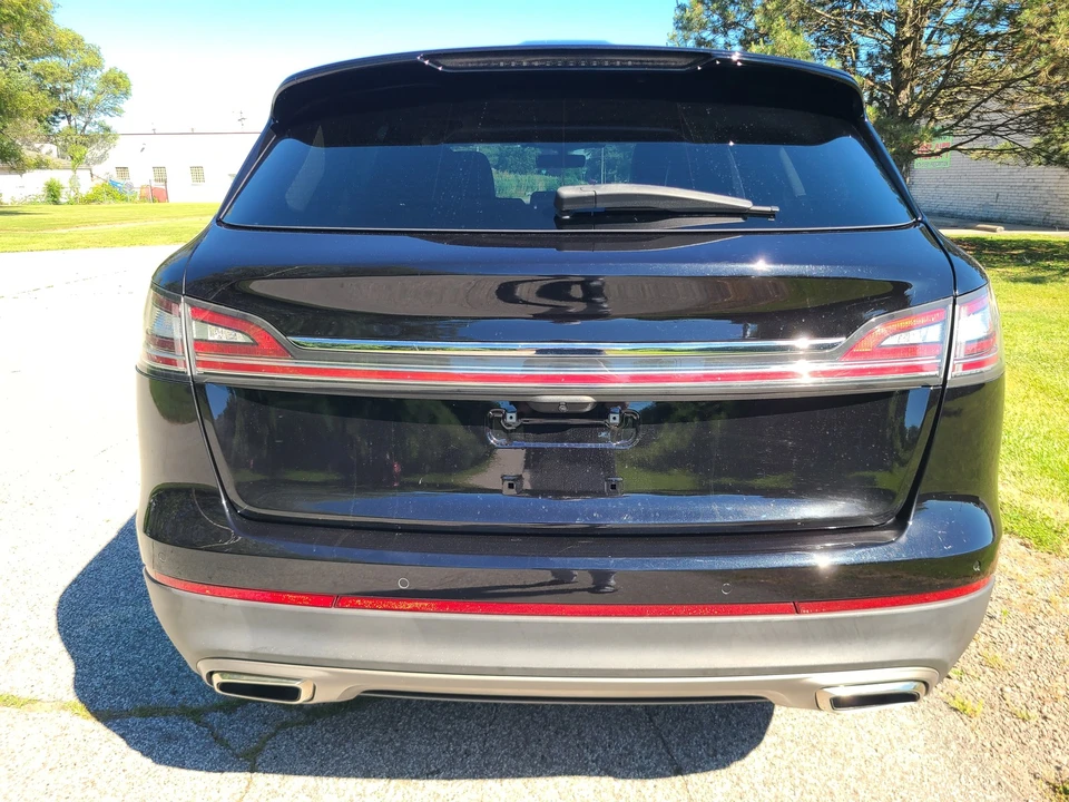2023 Lincoln Nautilus - Image 4 of 25