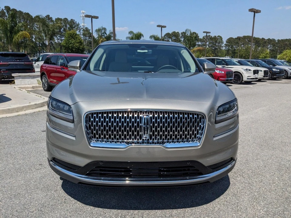 2023 Lincoln Nautilus - Image 11 of 21