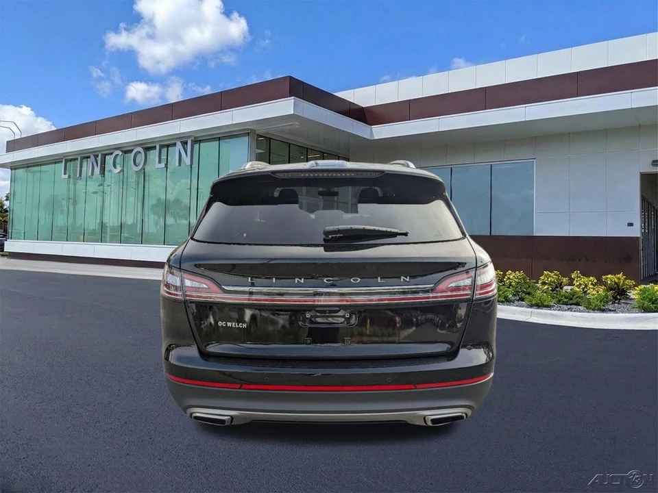 2023 Lincoln Nautilus - Image 5 of 21