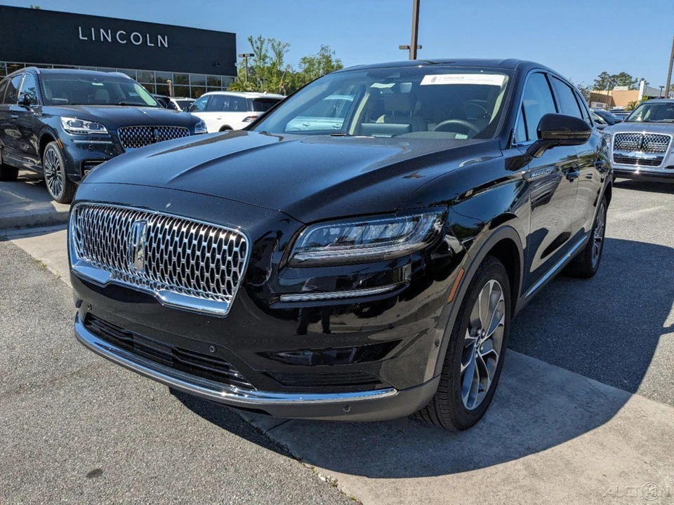 2023 Lincoln Nautilus - Image 8 of 21