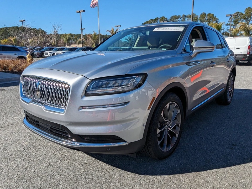 2023 Lincoln Nautilus - Image 8 of 21