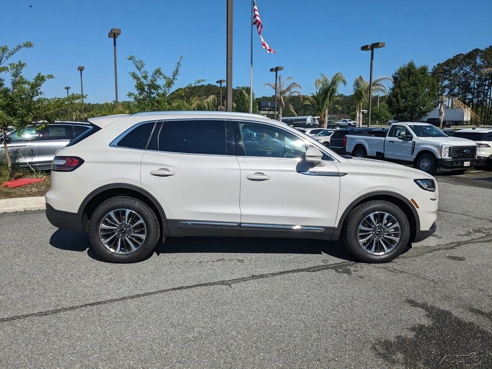2023 Lincoln Nautilus - Image 3 of 21