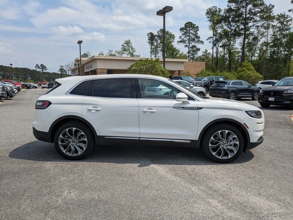 2023 Lincoln Nautilus - Image 3 of 21