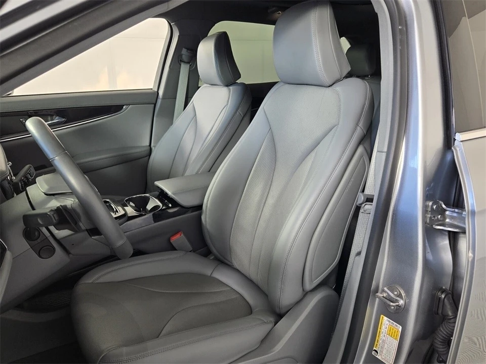 2023 Lincoln Nautilus - Image 7 of 12