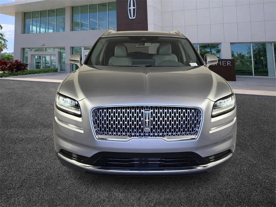 2023 Lincoln Nautilus - Image 2 of 12