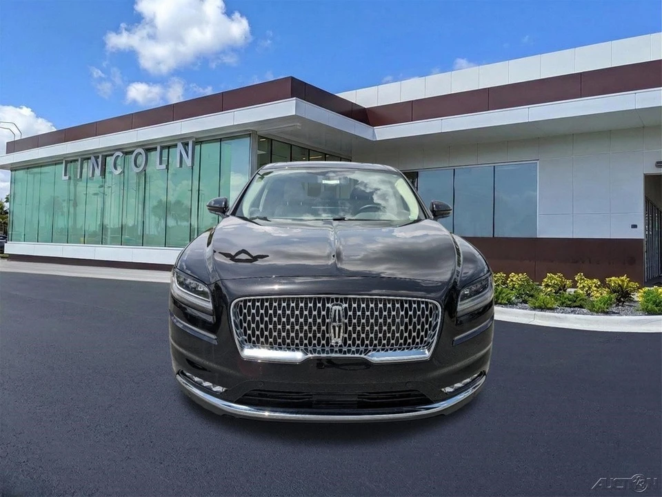 2023 Lincoln Nautilus - Image 9 of 21