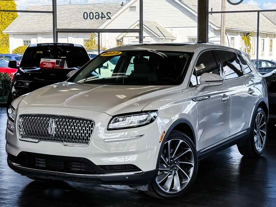 2023 Lincoln Nautilus - Image 8 of 12