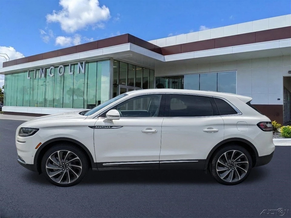 2023 Lincoln Nautilus - Image 7 of 21