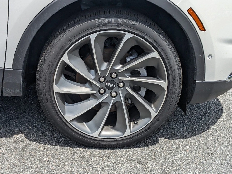2023 Lincoln Nautilus - Image 10 of 21