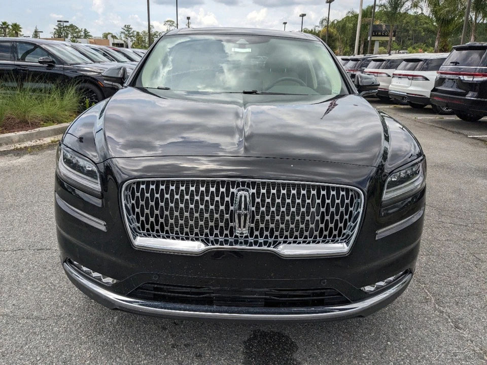 2023 Lincoln Nautilus - Image 8 of 21