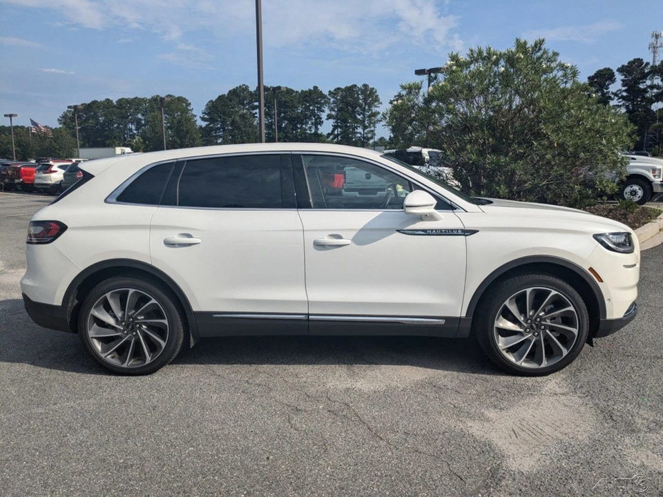 2023 Lincoln Nautilus - Image 3 of 21