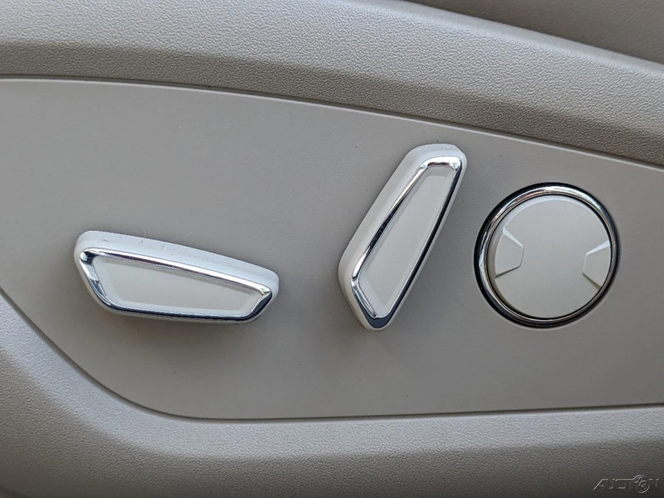 2023 Lincoln Nautilus - Image 21 of 21