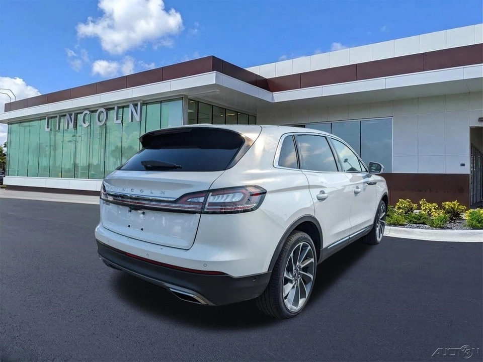 2023 Lincoln Nautilus - Image 4 of 21