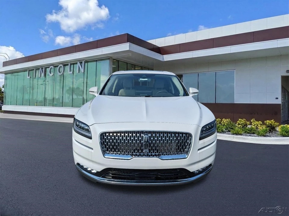 2023 Lincoln Nautilus - Image 9 of 21