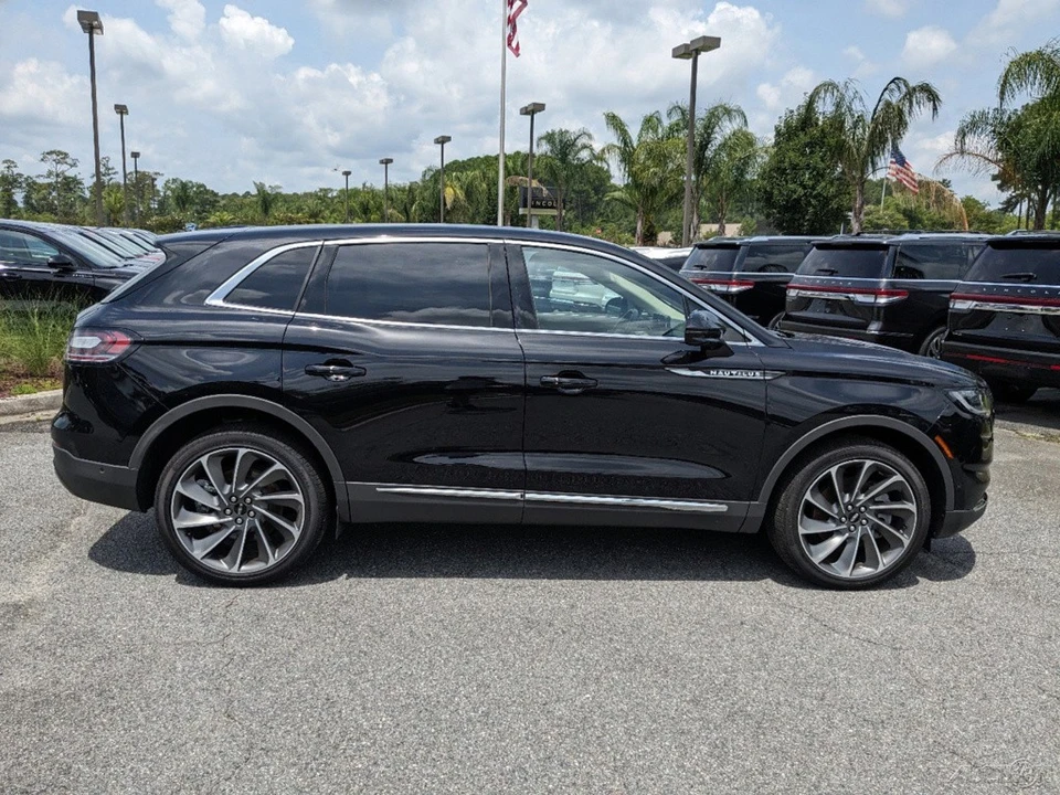 2023 Lincoln Nautilus - Image 3 of 21