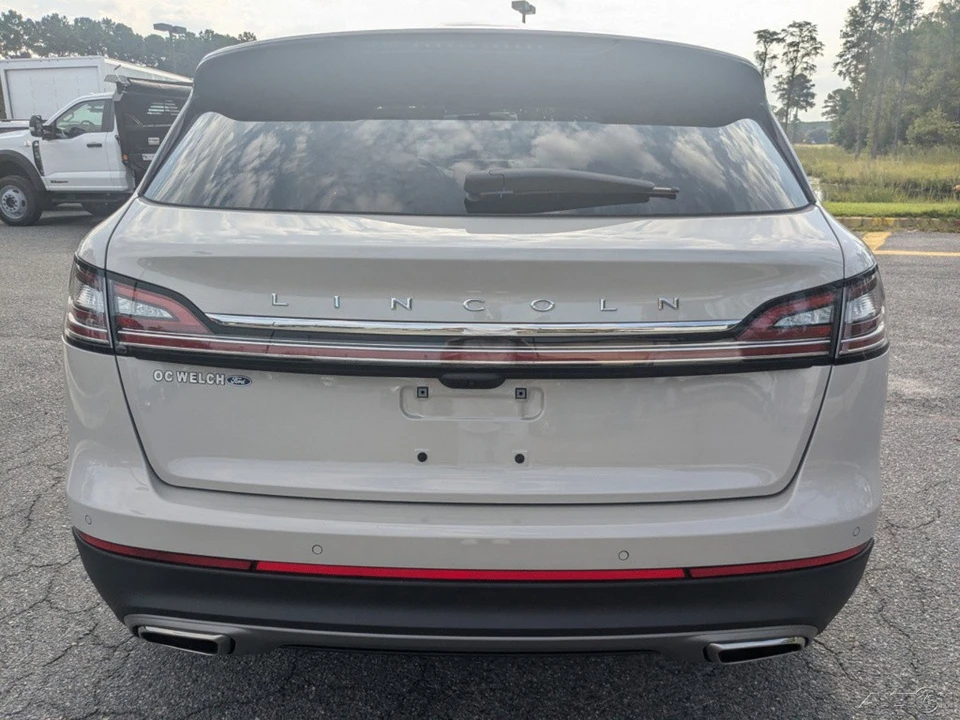 2023 Lincoln Nautilus - Image 5 of 21