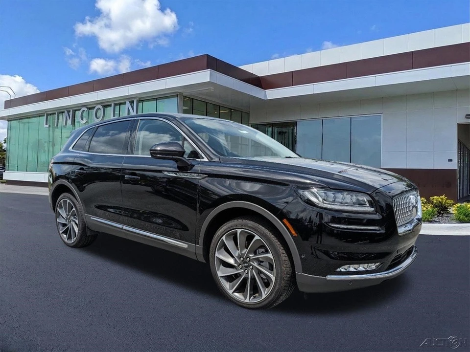 2023 Lincoln Nautilus - Image 2 of 21