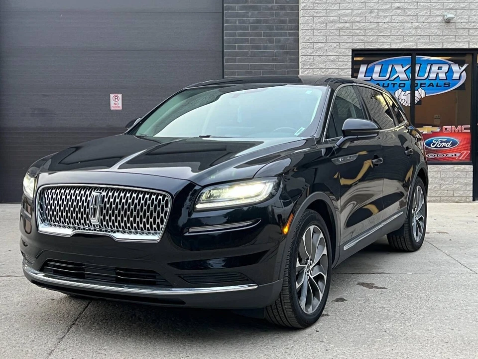 2023 Lincoln Nautilus - Image 4 of 21